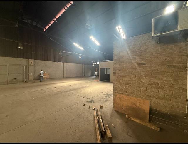 800M² WAREHOUSE TO LET IN ALRODE